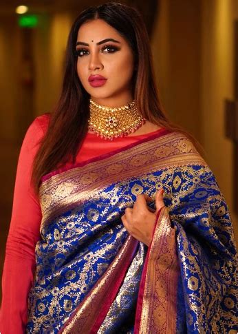arshi khan age net worth gender marriage  family height