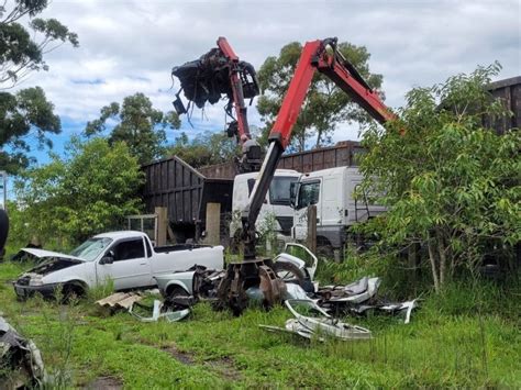 Operação Desmanche recolhe 200 toneladas de sucata automotiva em Terra