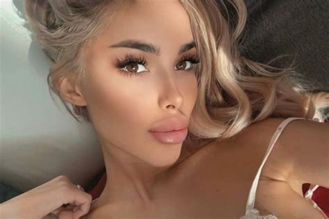 Romanian Woman Iulia Maria From Baia Mare With Blonde Hair Yo Id Ladadate