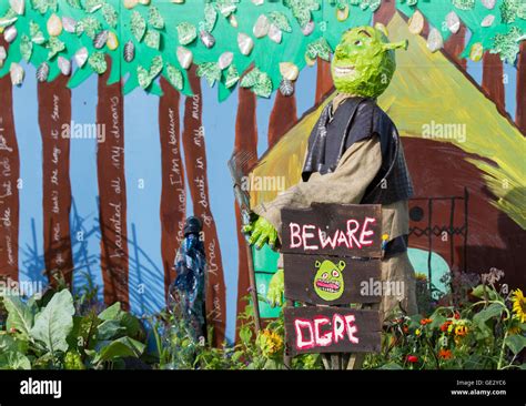 Shrek Figure Fotos Und Bildmaterial In Hoher Auflösung Alamy