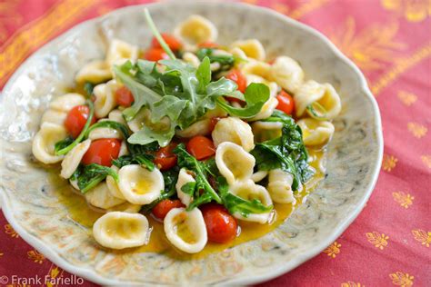 Orecchiette Con Pomodorini E Rucola Orecchiette With Cherry Tomatoes