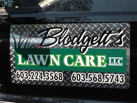 Business owners love the flexibility of a magnetic sign 39