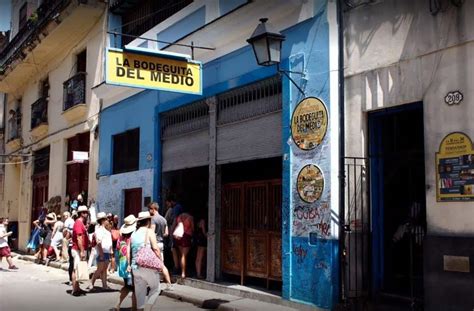 A Os De La Bodeguita Del Medio La Tasca Cubana De Hemingway Y El