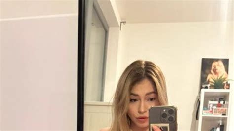 Galerie Královna OnlyFans Xholakys se změnila k nepoznání Nabyla