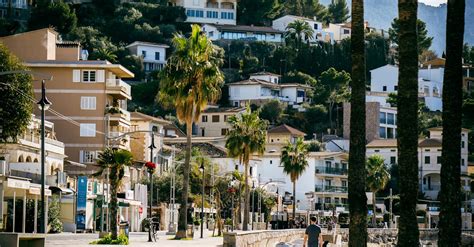 Photo of a Seaside Boardwalk · Free Stock Photo