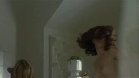 Naked Anne Bie Warburg In Der M V Re En Sengekant