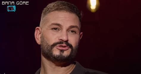 Zenne Azad Kaan kimdir Ünlü Zenne Azad Kaan dan Trans mısın gay