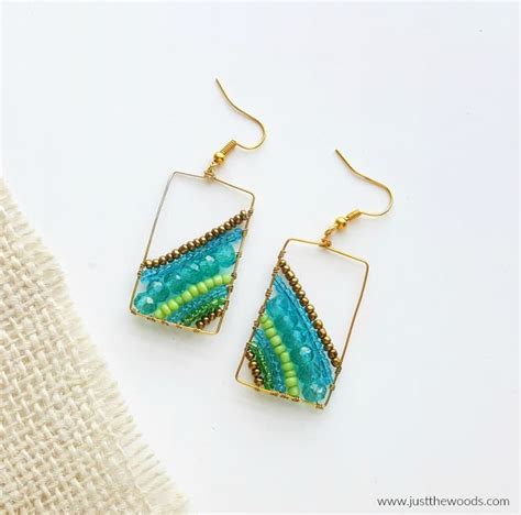 How To Make Beaded Wire Earrings Easy Tutorial