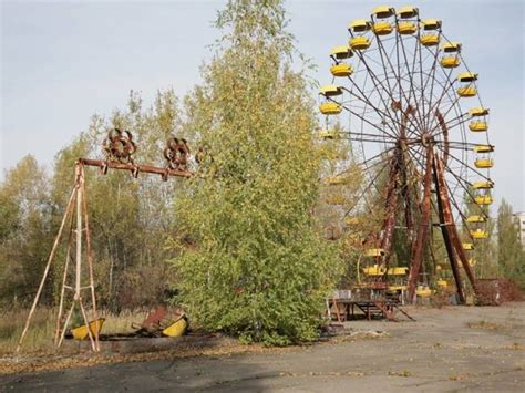These Abandoned Theme Parks Are A Little Creepy And Very Fascinating ...