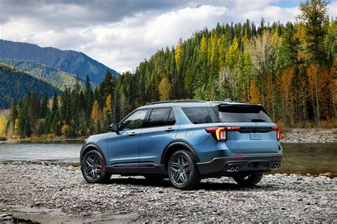 ford explorer   capital  auto navigator