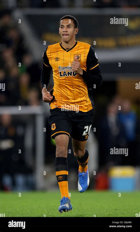 Hull Citys Isaac Hayden Hi Res Stock Photography And Images Alamy