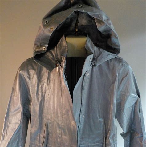 Yansi Fugel Hooded Zipper Front Long Silver Coat Sz Gem