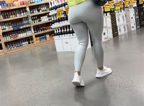 Sexy Blonde Bubble In Grey Leggings Oc Spandex Leggings Yoga Pants Forum