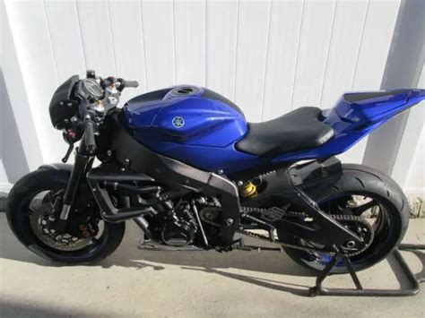 08 YAMAHA YZF R 6 NAKED STREET FIGHTER CUSTOM MINT