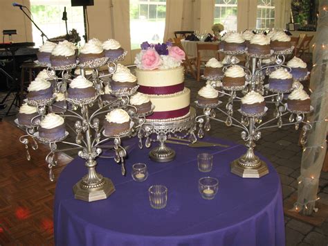 Purple Velvet Cupcake & Wedding Cake Display | Wedding cupcakes ...