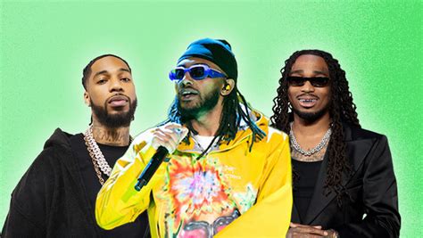 Emma Stone And SNL Cast Get Fully Naked In New York City