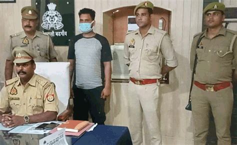 पुलिस के हत्थे चढ़ा फर्जी दस्तावेजों पर विदेश जाने वाला आरोपी