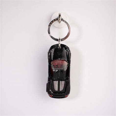 Hot Wheels Porsche Carrera GT Keychain DRIWEN