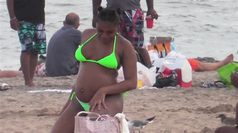 Bikini Beach Girls Videos Vol