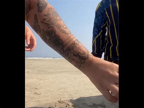 PEGUEI NO PAU DELE E DEIXEI ELE POR A MÃO NA MINHA BUCETA XVIDEOS