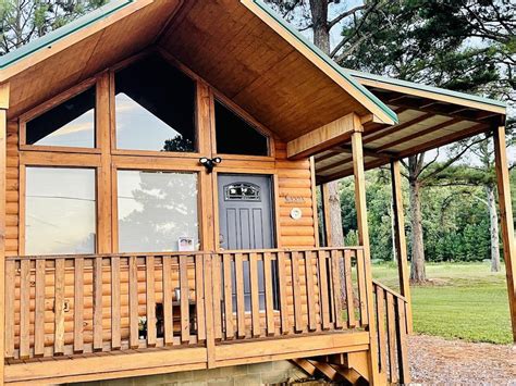 The Lucky Lodge At Lake Guntersville Pet Policy