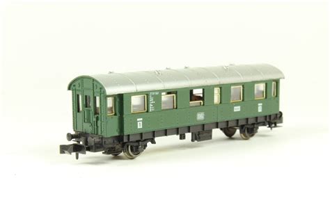 Fleischmann 8061 4 Wheel 1st Class Coach Of The DB 27 261