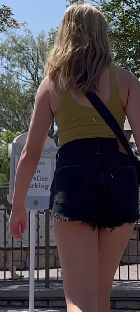 Beautiful Blonde Short Shorts Volleyball Forum