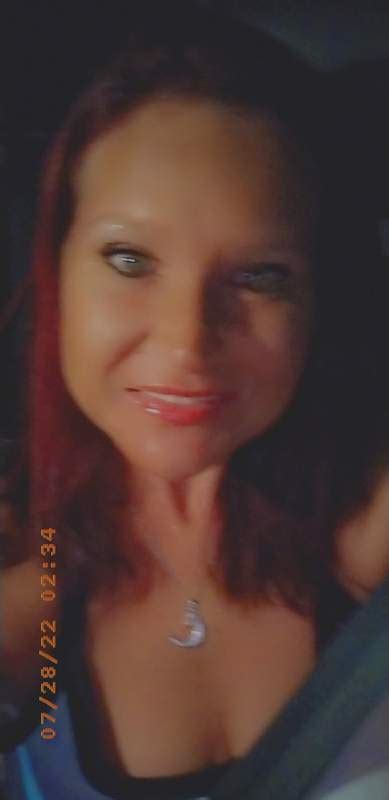 Sexy Milf S Thickness Skip The Games