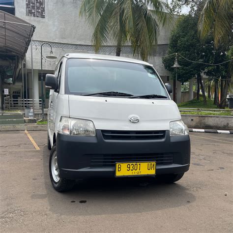 galery sewa blind van