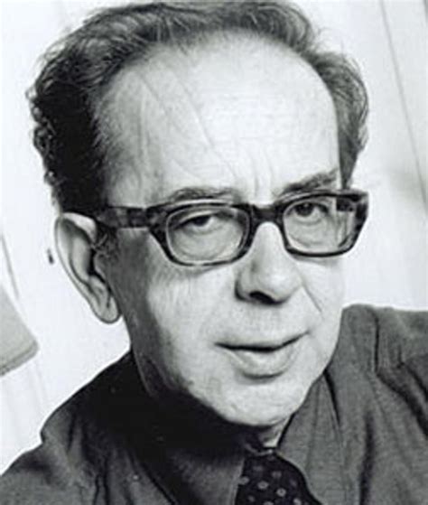 Kronik Ne Gur Ismail Kadare