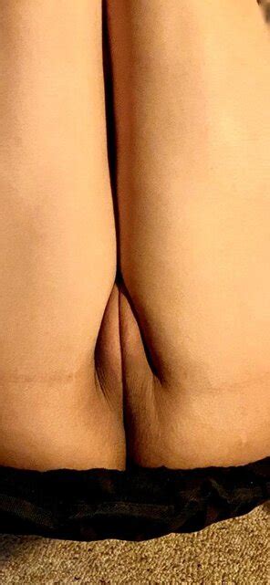 I Wonder How Many People Will See My Pussy Today OC F19 Porn Pic