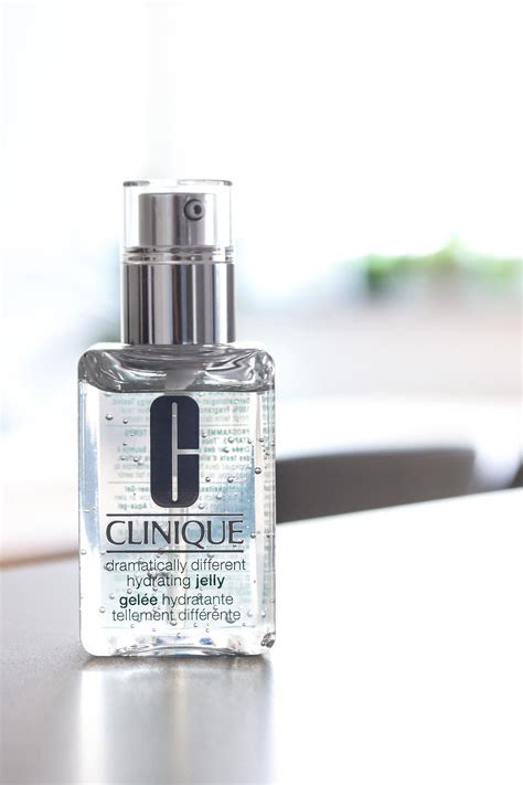 Clinique Dramatically Different Hydrating Jelly - InnenAussen