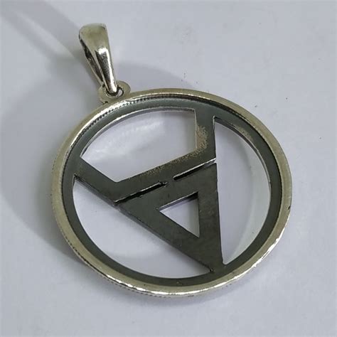 Оберег Знак Велеса серебро. Купить: амулеты и обережную символику в ...