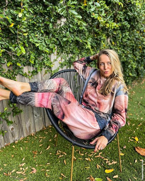 Allie Wes Nude The Fappening Photo 5803382 FappeningBook