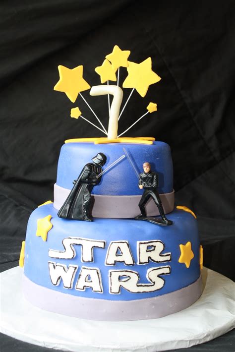 Star Wars Birthday Cake + {Durable} Chocolate Cake Recipe