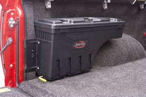 Undercover Swing Case Truck Toolbox