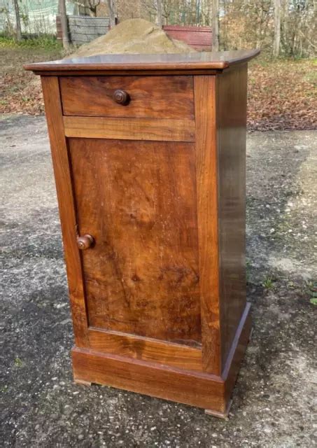 Table De Nuit Ou Chevet Ancien En Bois Noyer Et Divers Eur