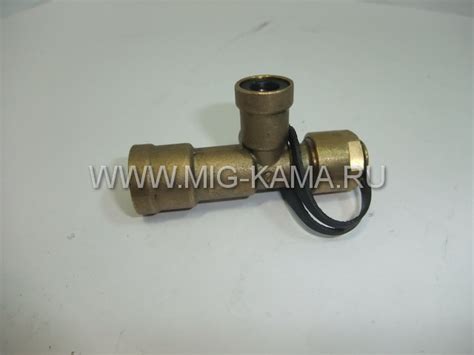 16-3515510 Кран экстренного растормаживания под пластик.трубки КАМАЗ ...