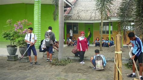 Terkini 19 Gambar Kegiatan Di Sekolah
