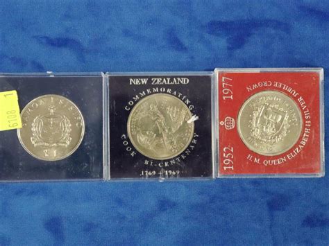 Lot Coins Of New Zealand Charles Di Coin Hm Qeii Silver