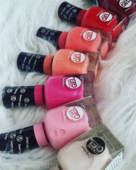 Sally Hansen Laky Na Nehty - Archiv Sally Hansen Miracle Gel Lak Na ...