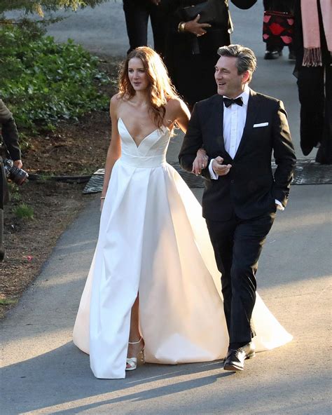 Jon Hamm marries Anna Osceola where they filmed 'Mad Men' finale