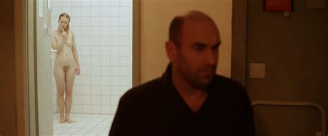 Nude Video Celebs Julia Zange Nude Mein Bruder Heisst Robert Und Ist Ein Idiot