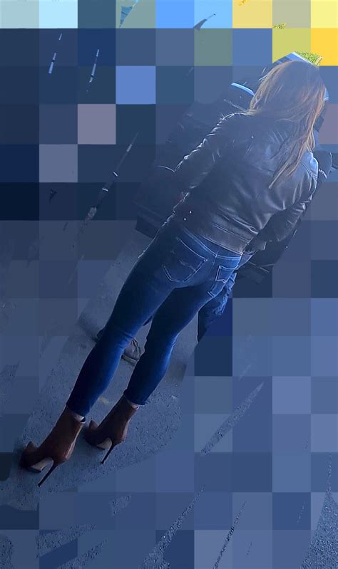 What Do You Think Of This Milf Ass Tight Jeans Forum