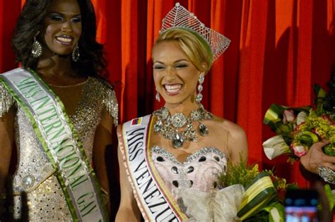 Miss Gay Venezuela Ha La Sua Nuova Reginetta Alejandro Video
