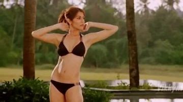 Anushka Karma Wearing A Sexy Bikini PORNDROIDS