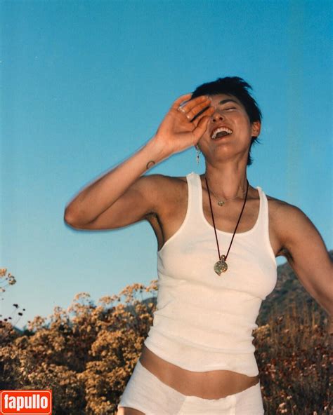 Miya Folick Miyafolick Nude Photo Fapullo