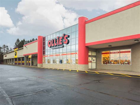 Ollie’s Bargain Outlet acquires former Big Lots stores