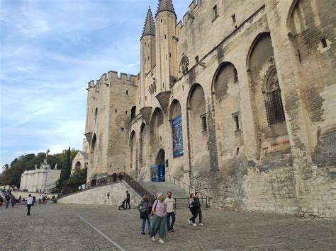 2 days in Avignon: The Papal city - My traveling cam
