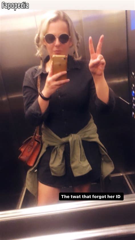 Tan Smith Nude OnlyFans Leaks Photo Fapopedia